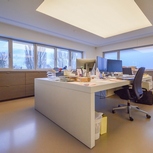 Villa met magazijn
